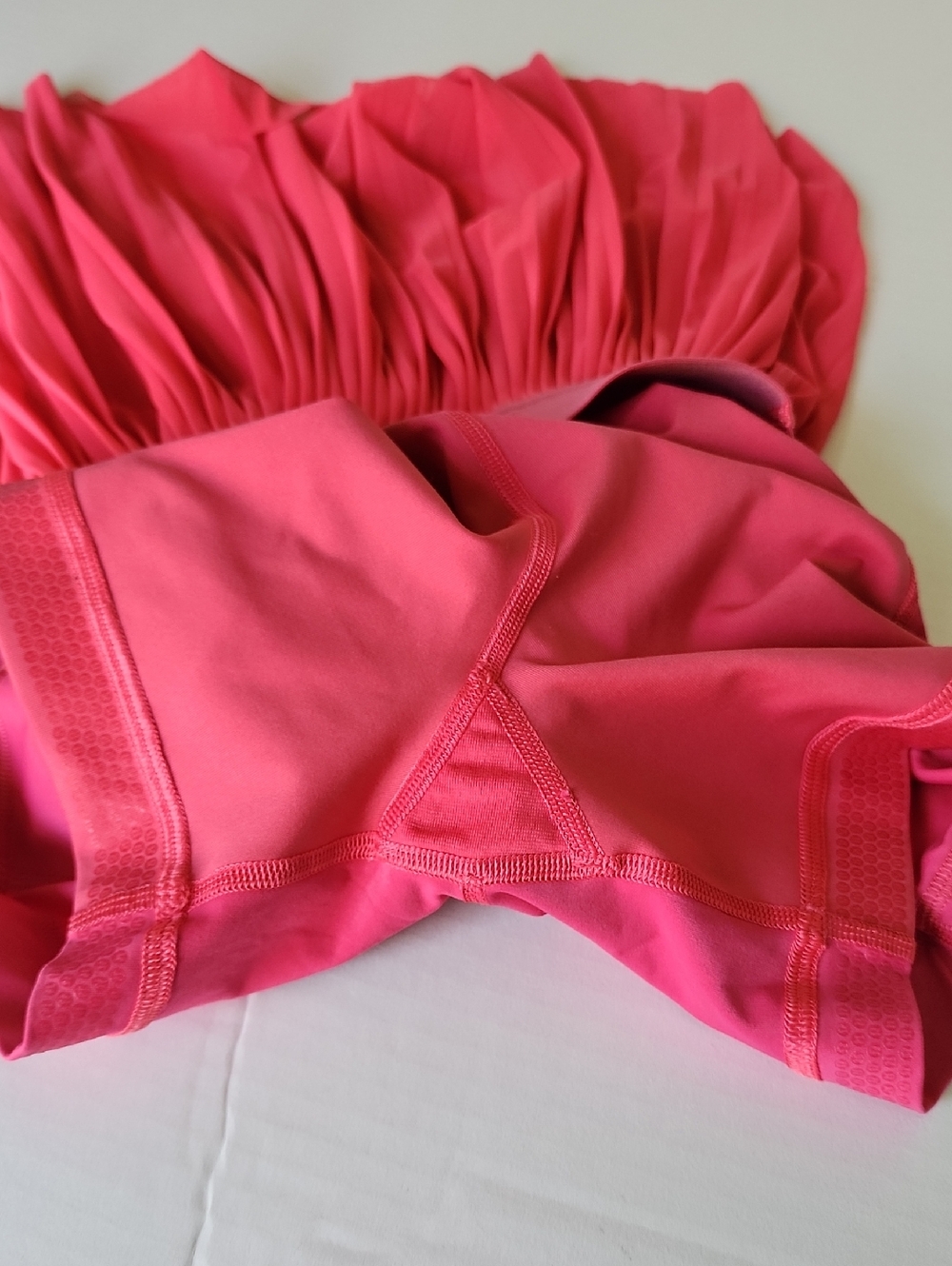 Lululemon Mesh Pleats Mid-Rise Mini Skater Skirt, Lip Gloss - Picture 9 of 10